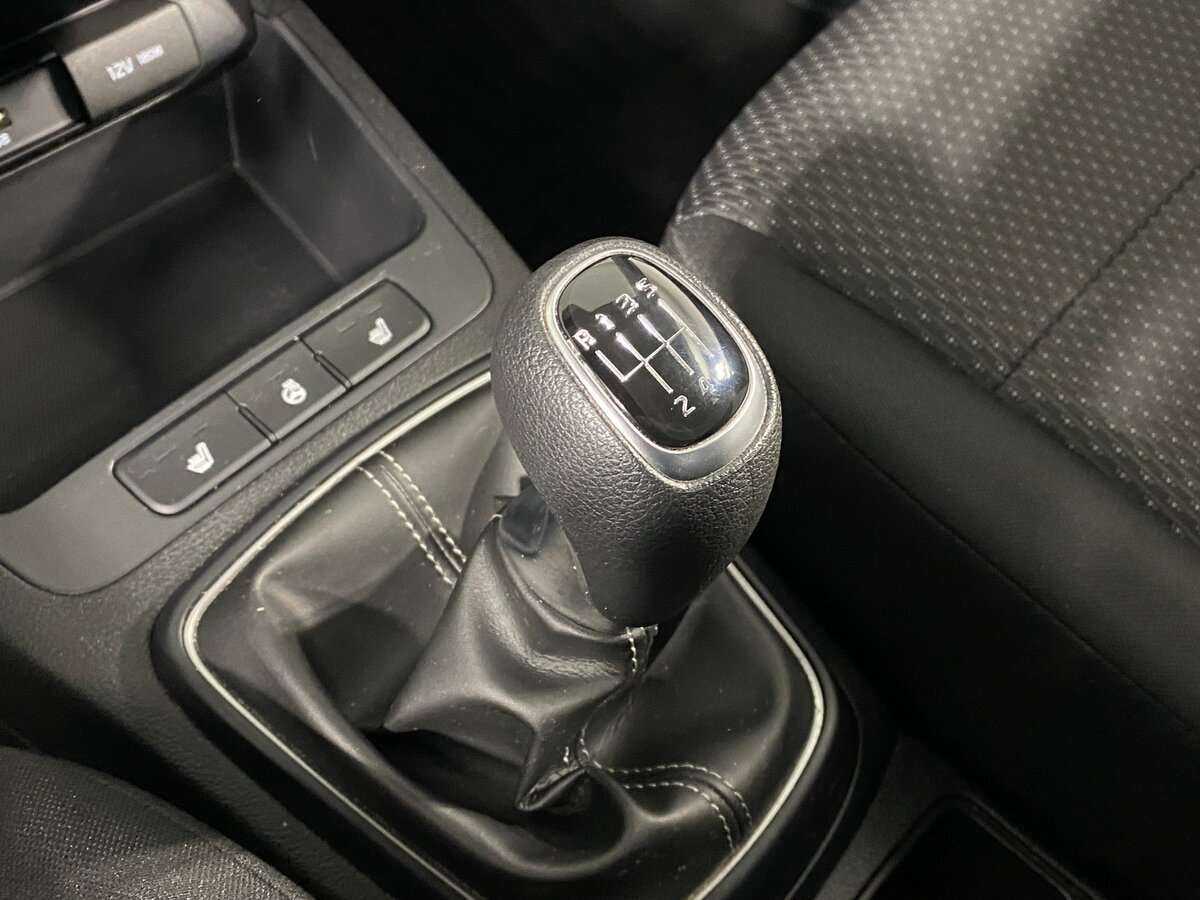 Kia Rio с пробегом — 2021 год. Фото: #11