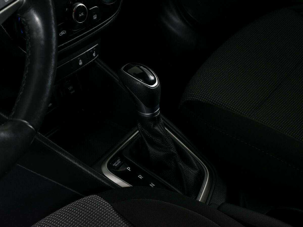 Hyundai Solaris с пробегом — 2018 год. Фото: #11