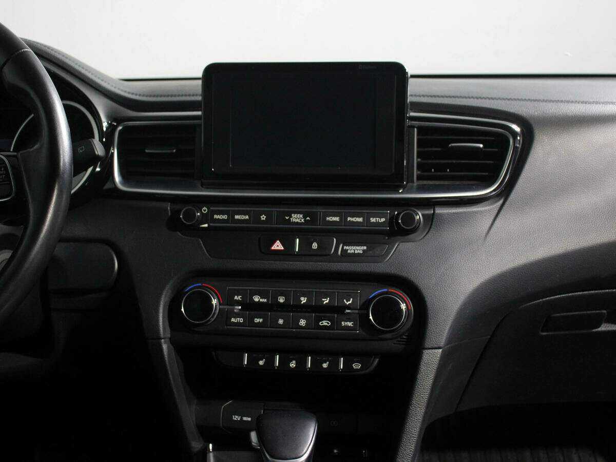 Kia Ceed с пробегом — 2018 год. Фото: #10