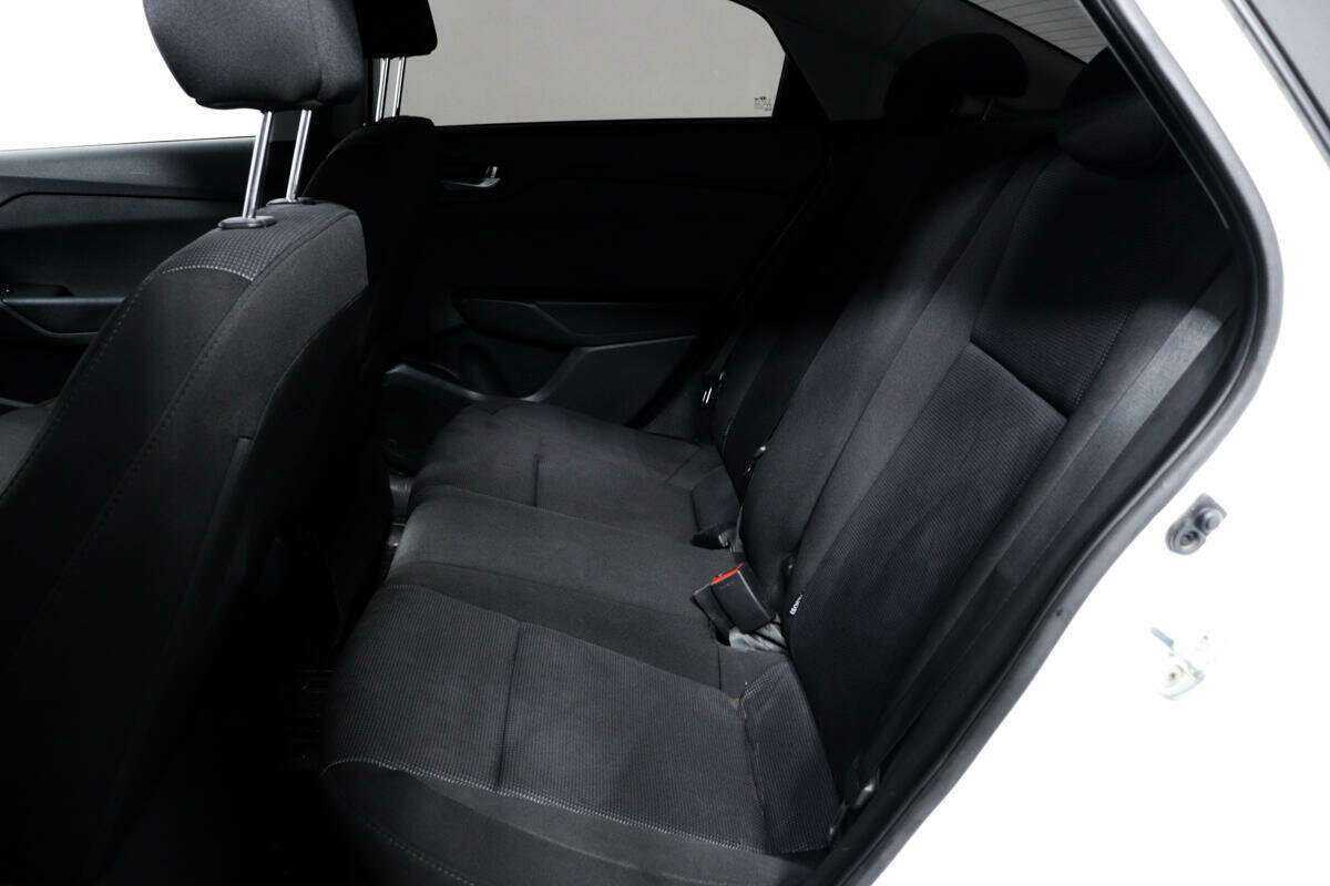 Hyundai Solaris с пробегом — 2020 год. Фото: #11