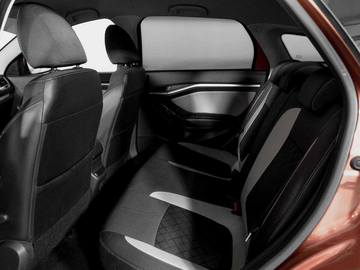 Lada (ВАЗ) Vesta с пробегом — 2018 год. Фото: #9