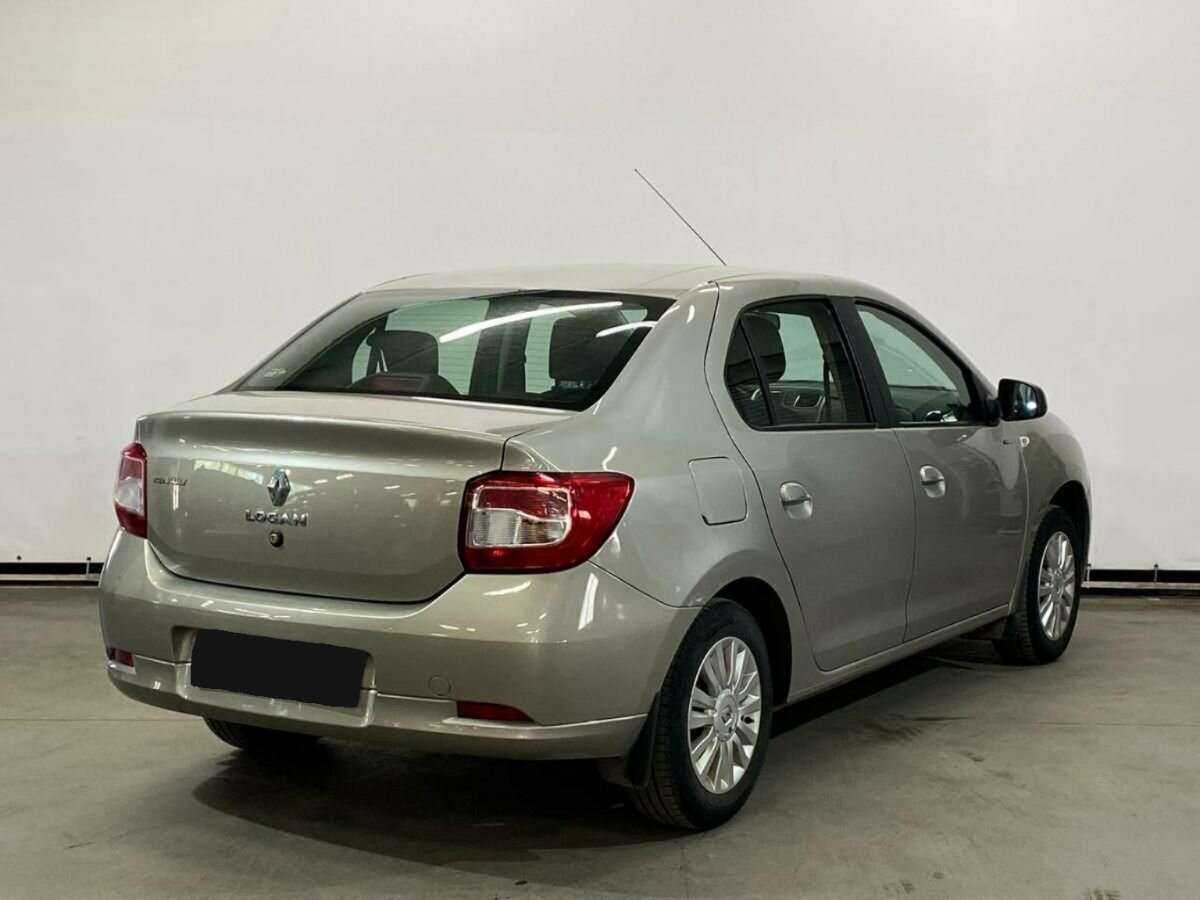 Renault Logan с пробегом — 2016 год. Фото: #4