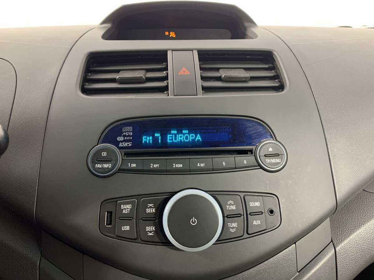 Chevrolet Spark с пробегом — 2013 год. Фото: #12