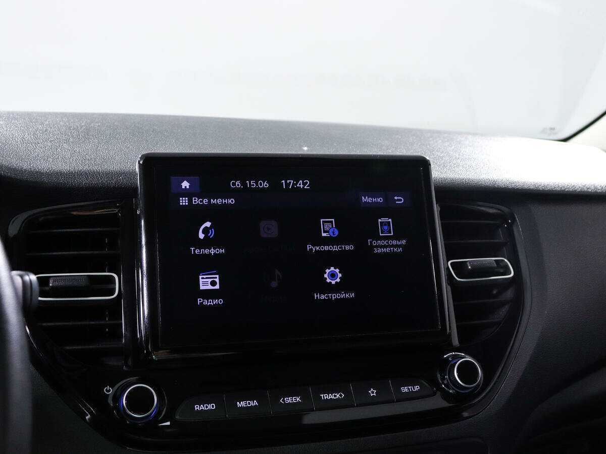 Hyundai Solaris с пробегом — 2022 год. Фото: #12