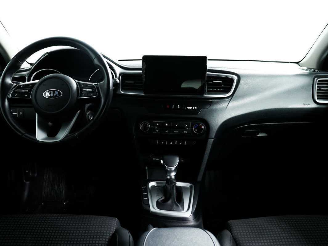 Kia Ceed с пробегом — 2018 год. Фото: #10