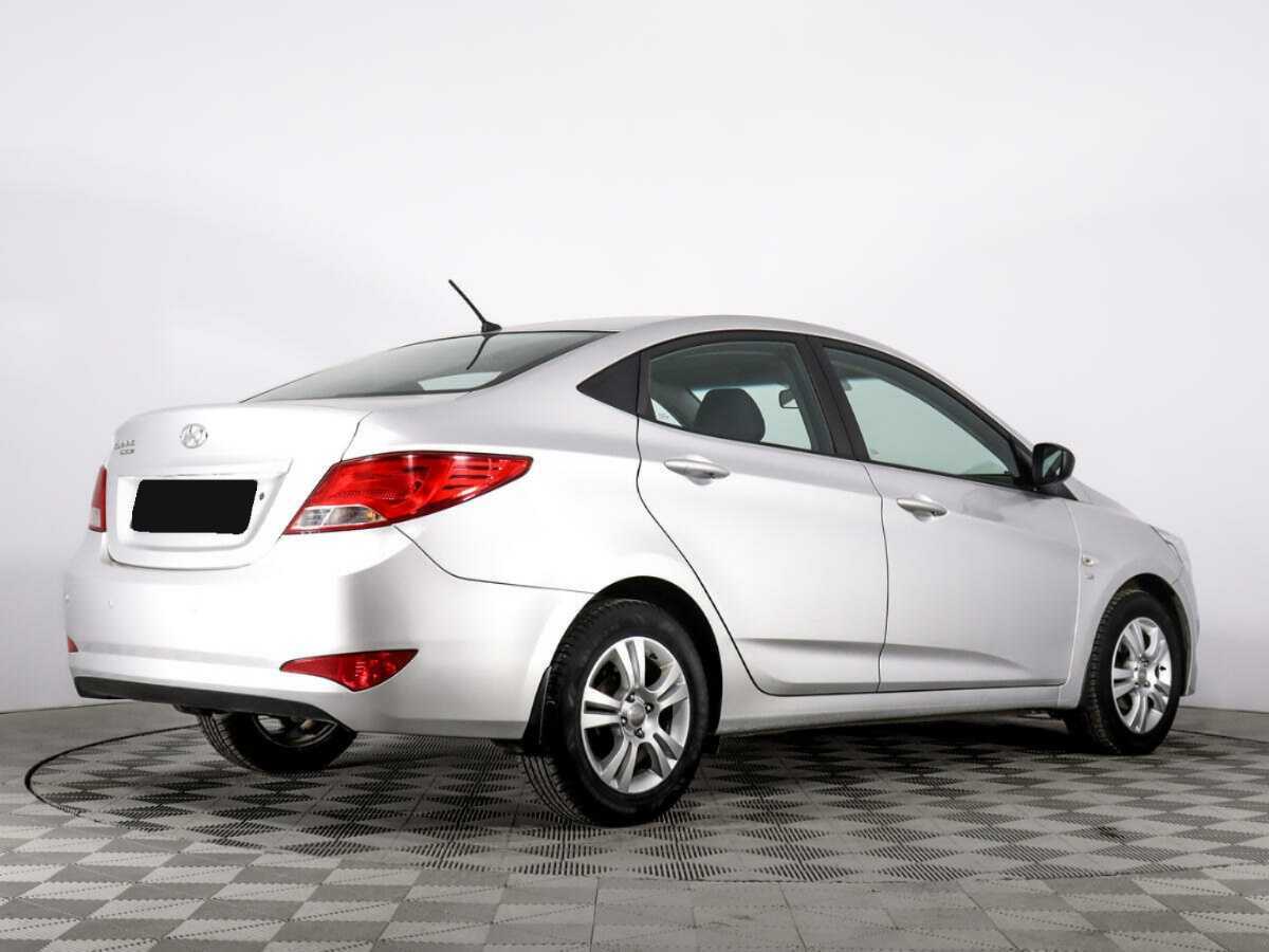 Hyundai Solaris с пробегом — 2016 год. Фото: #4