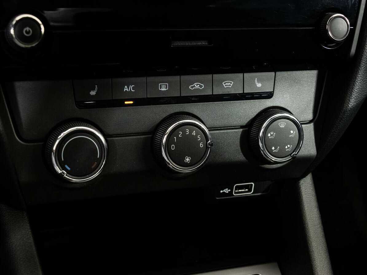 Skoda Octavia с пробегом — 2018 год. Фото: #10