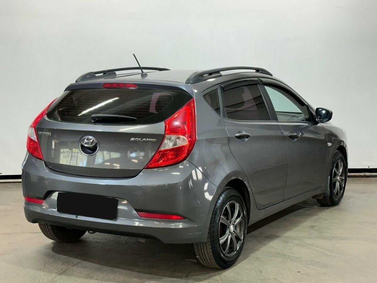 Hyundai Solaris с пробегом — 2015 год. Фото: #4