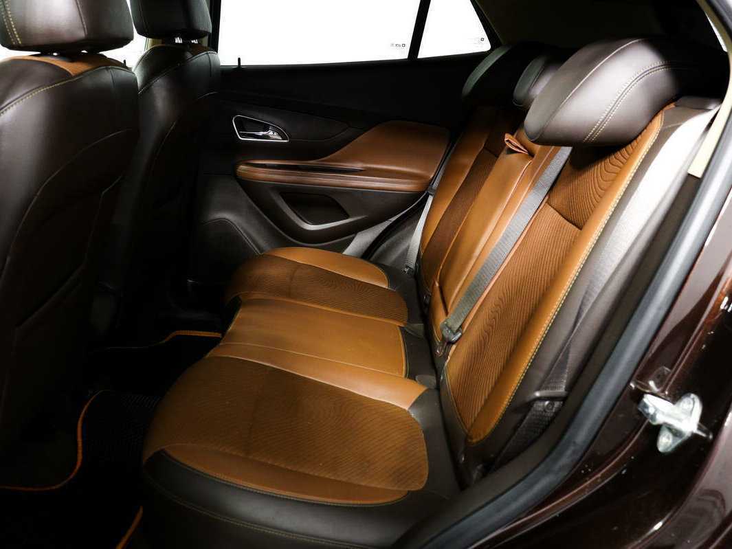 Opel Mokka с пробегом — 2013 год. Фото: #11