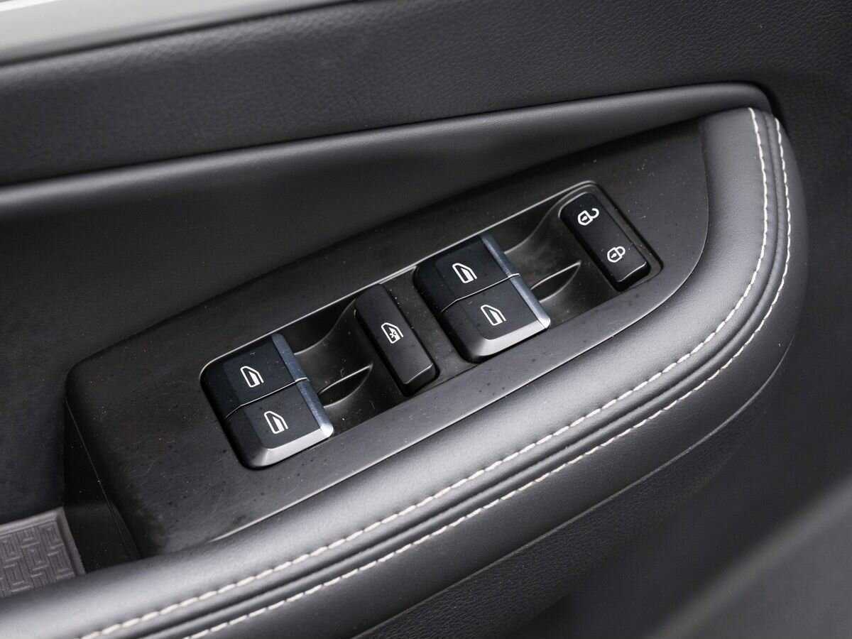 Geely Emgrand X7 с пробегом — 2020 год. Фото: #16