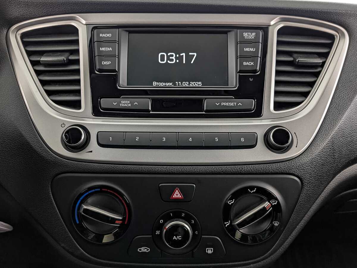 Hyundai Solaris с пробегом — 2019 год. Фото: #16