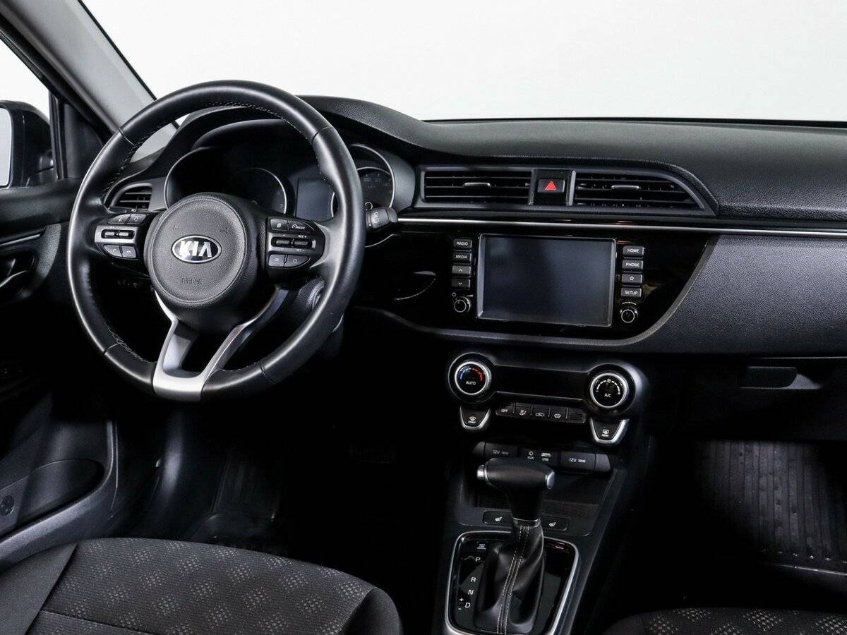 Kia Rio с пробегом — 2020 год. Фото: #11