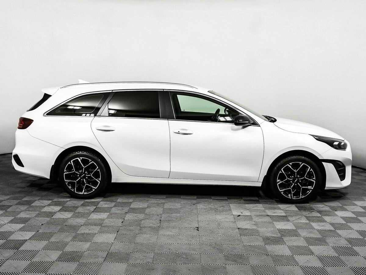Kia Ceed с пробегом — 2021 год. Фото: #3