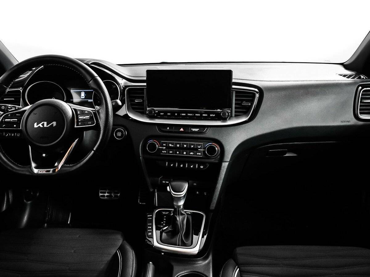 Kia Ceed с пробегом — 2021 год. Фото: #10