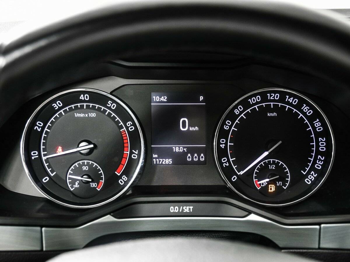 Skoda Superb с пробегом — 2016 год. Фото: #9