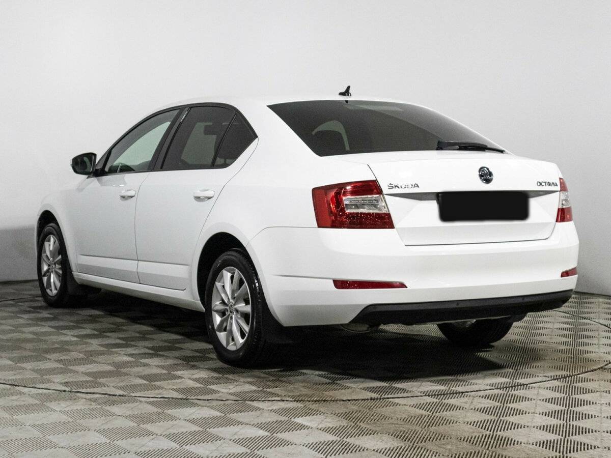 Skoda Octavia с пробегом — 2016 год. Фото: #6