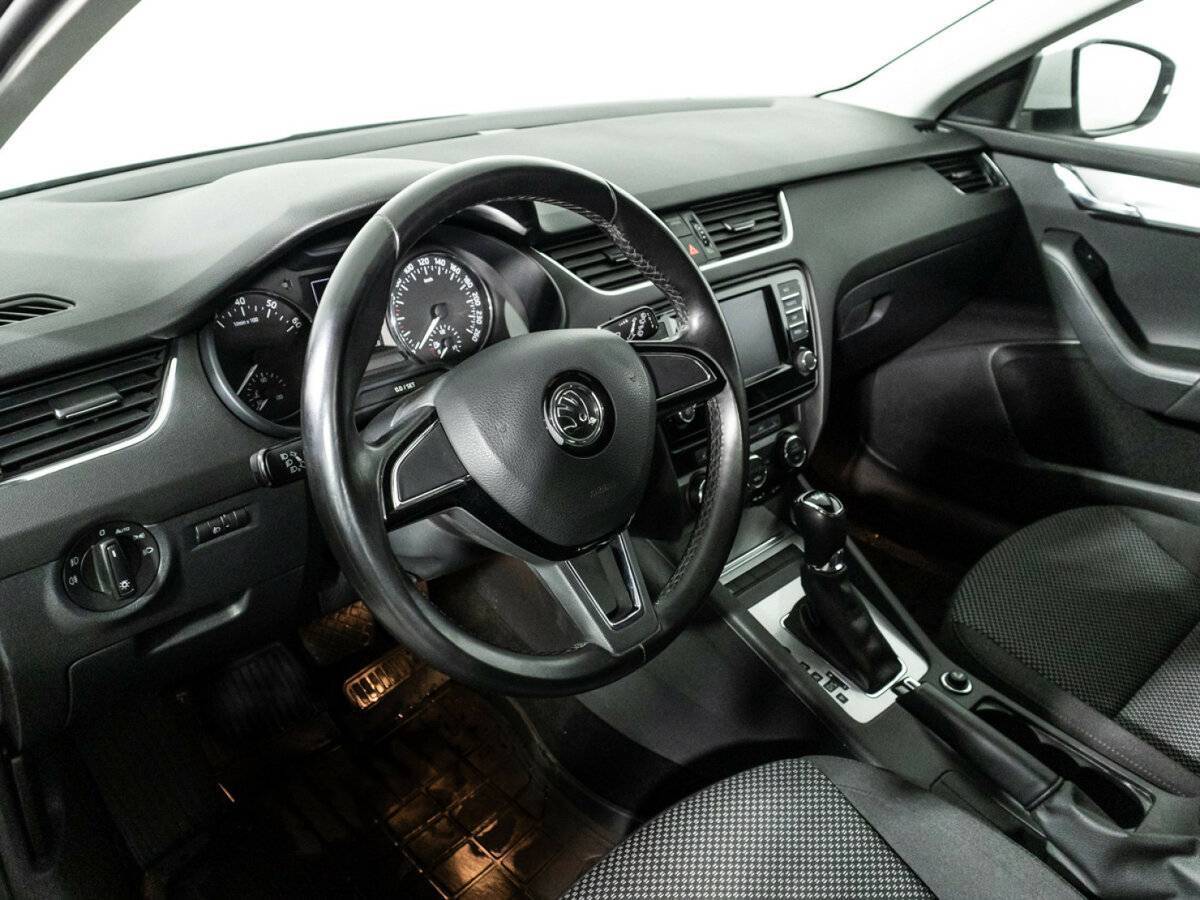 Skoda Octavia с пробегом — 2016 год. Фото: #10