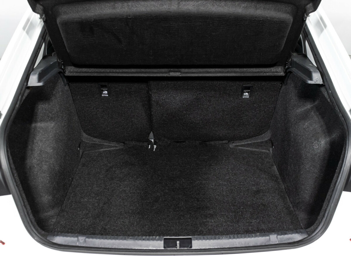 Volkswagen Polo с пробегом — 2021 год. Фото: #15