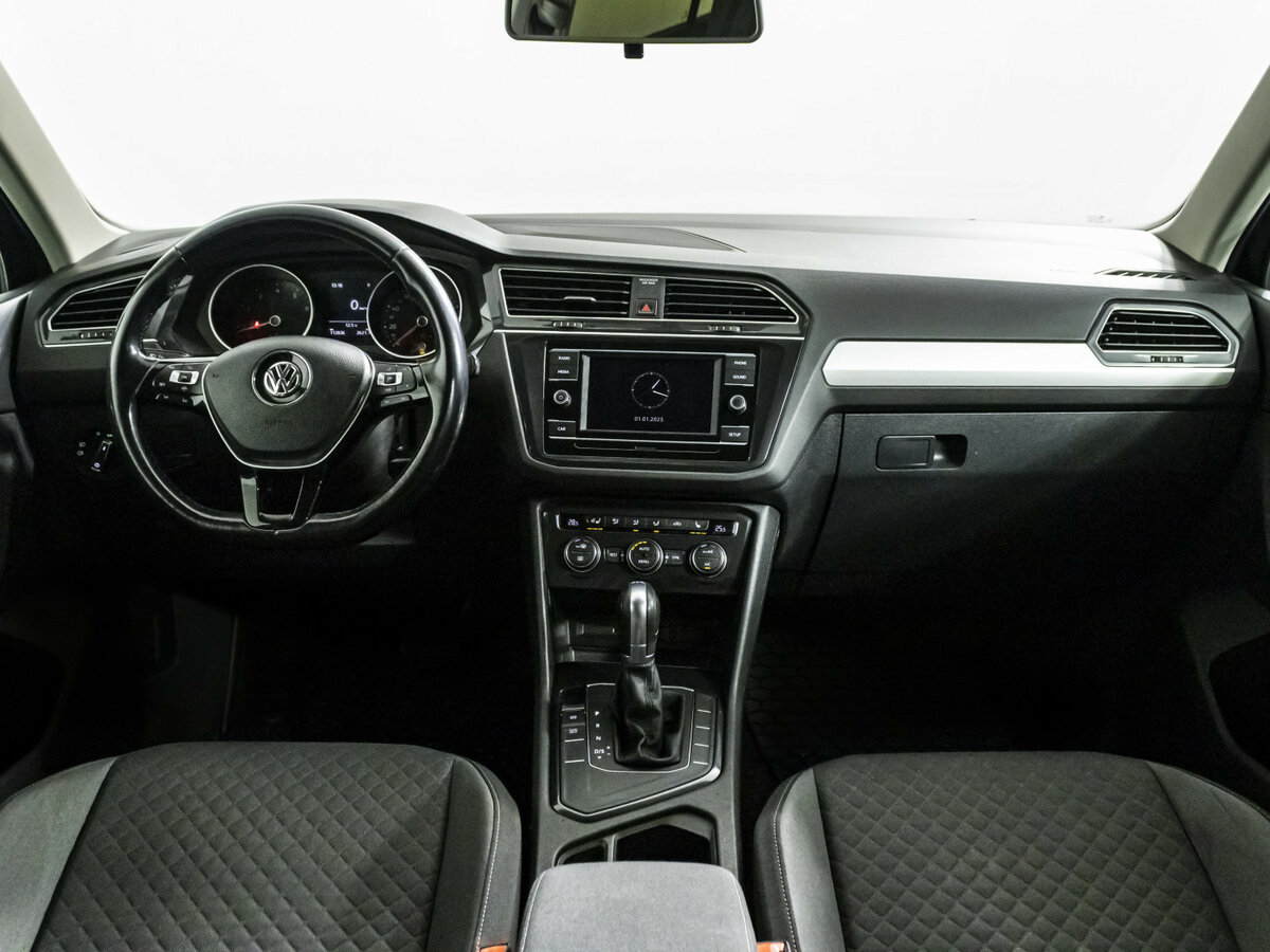 Volkswagen Tiguan с пробегом — 2018 год. Фото: #8
