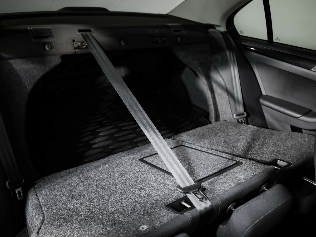 Volkswagen Jetta с пробегом — 2017 год. Фото: #28