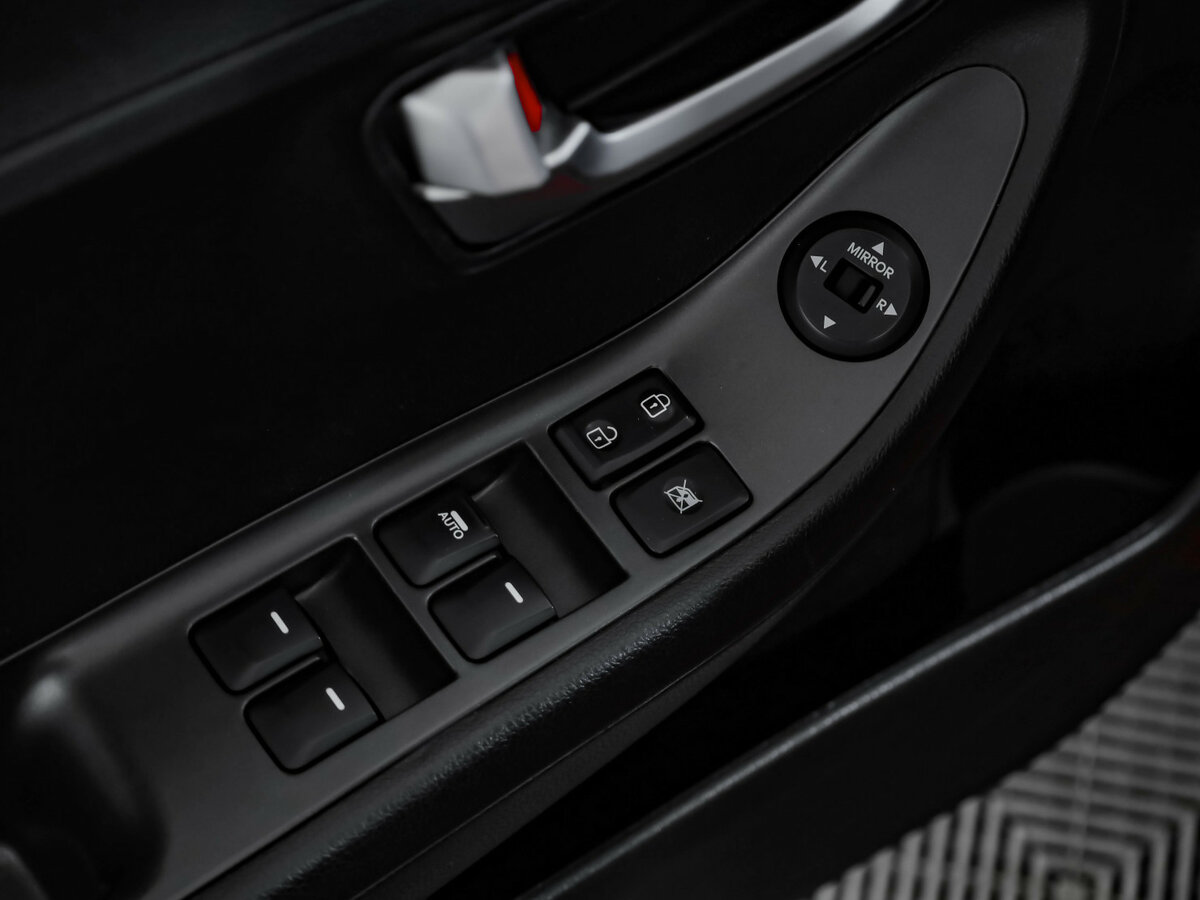 Kia Picanto с пробегом — 2014 год. Фото: #15