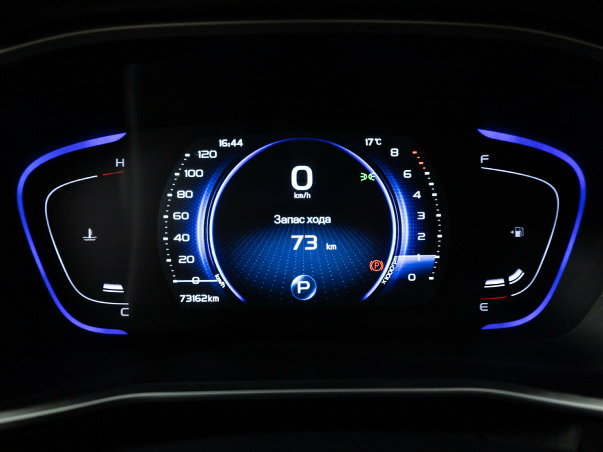 Geely Coolray с пробегом — 2023 год. Фото: #11