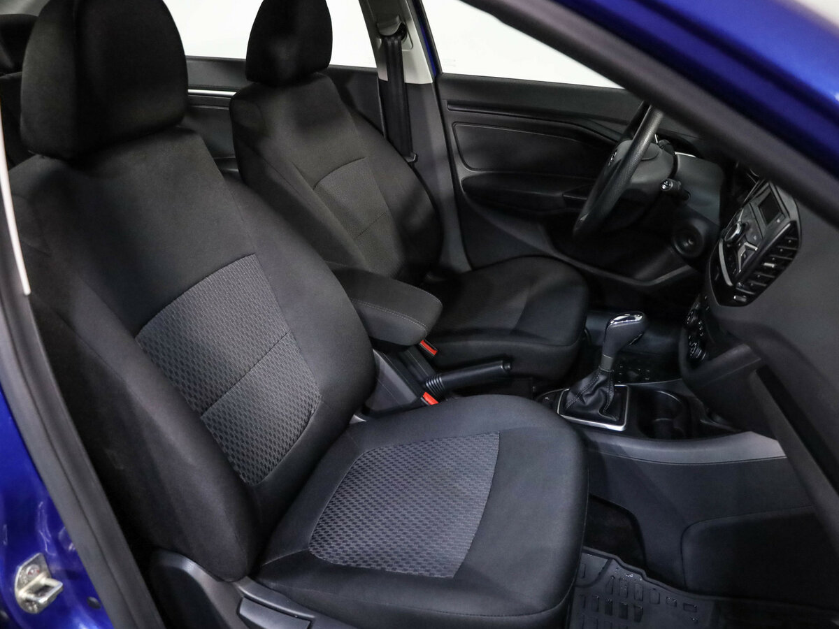 Lada (ВАЗ) Vesta с пробегом — 2020 год. Фото: #17