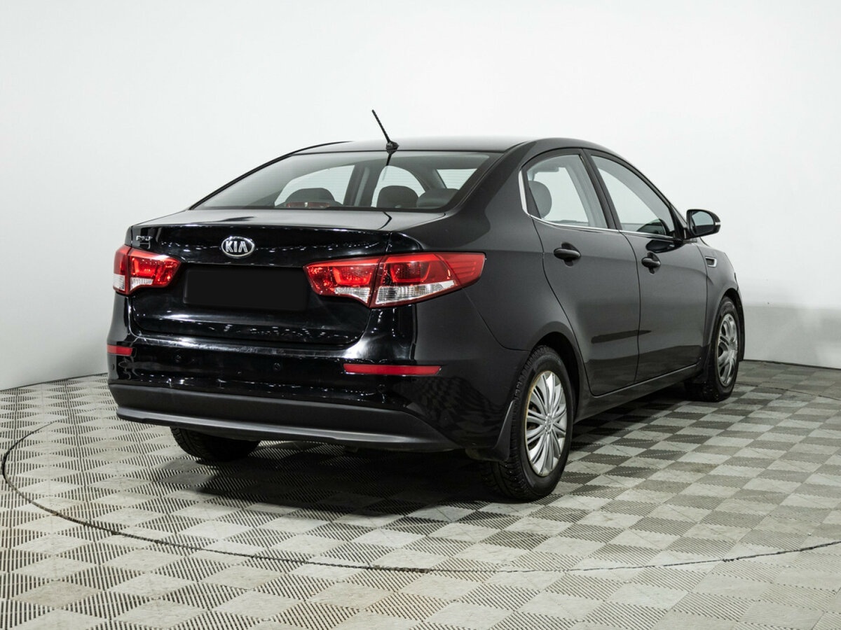 Kia Rio с пробегом — 2016 год. Фото: #4