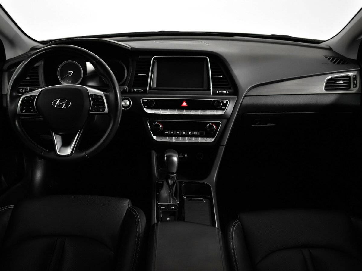 Hyundai Sonata с пробегом — 2018 год. Фото: #12