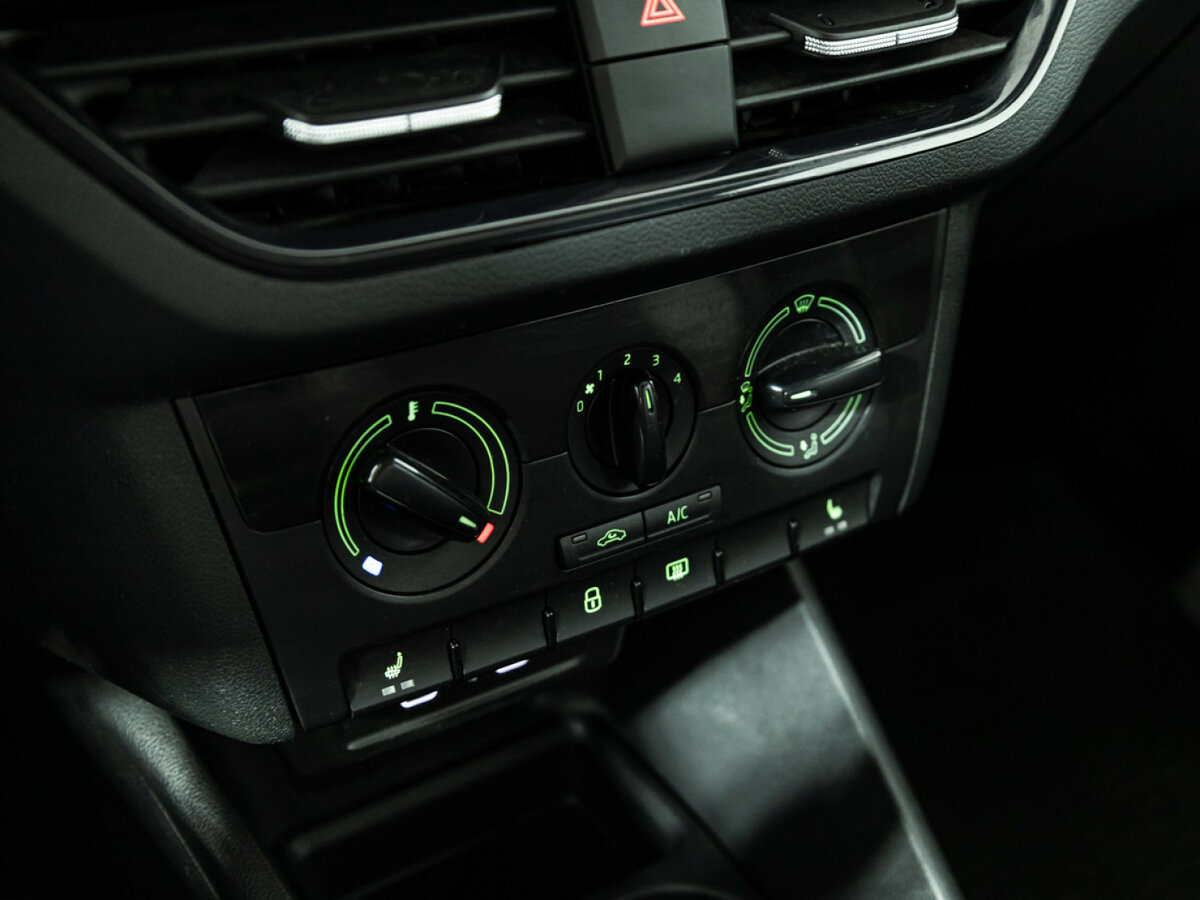 Skoda Rapid с пробегом — 2020 год. Фото: #15