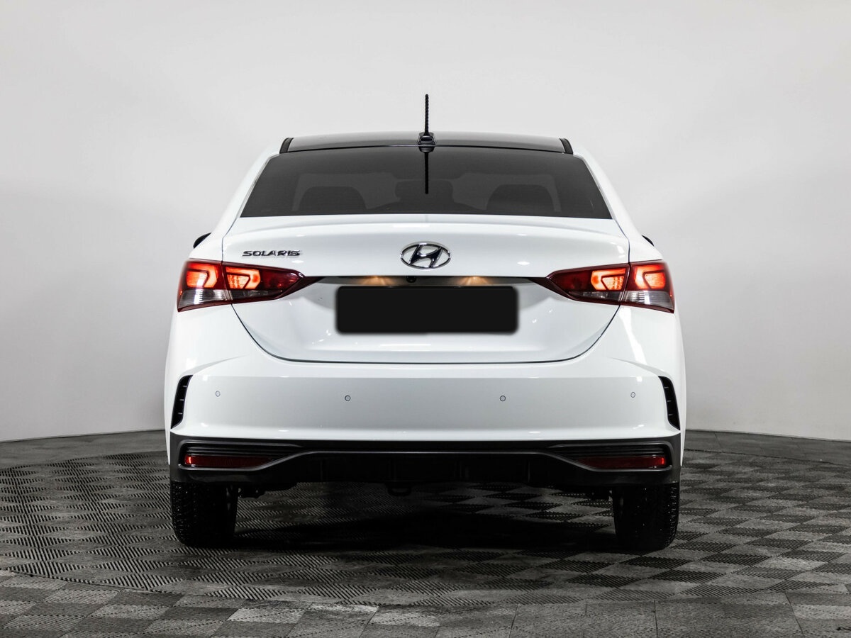 Hyundai Solaris с пробегом — 2020 год. Фото: #4