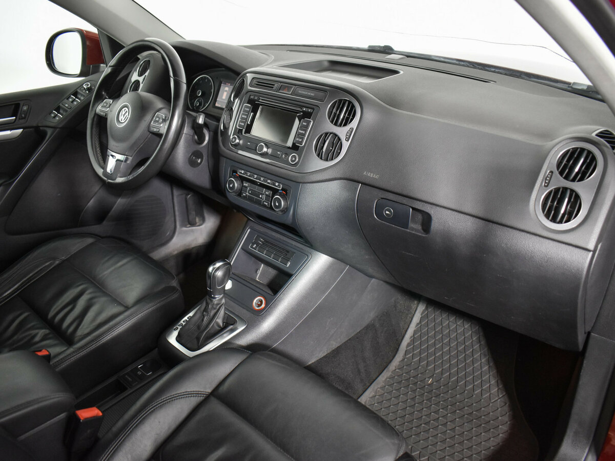 Volkswagen Tiguan с пробегом — 2013 год. Фото: #11