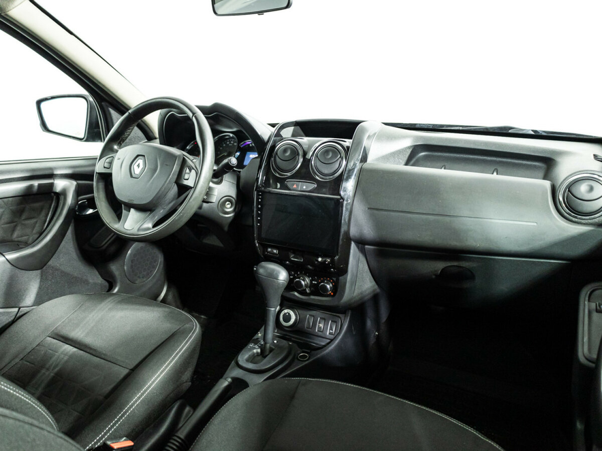 Renault Duster с пробегом — 2015 год. Фото: #8